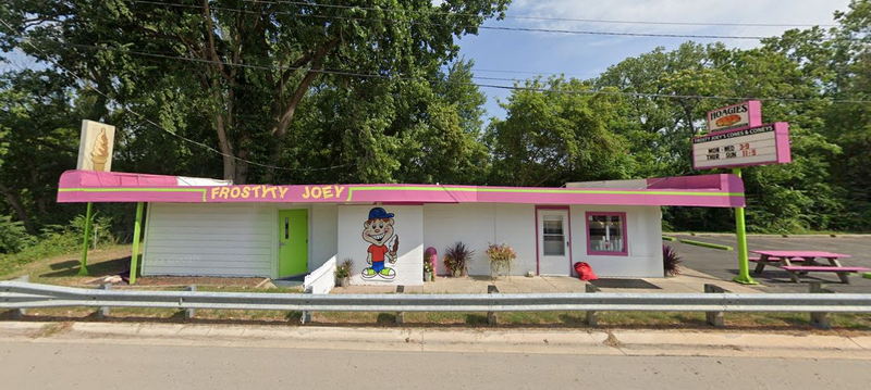 Frosty Joeys (Garys Drive-In) - 2022 Street View